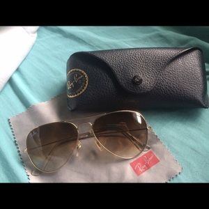 Aviator Ray-Ban sunglasses