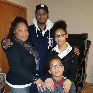 Meet your Posher, Latanya