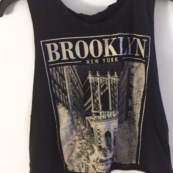 Brandy STYLE brooklyn muscle tee