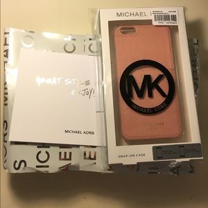 Michael Kors iPhone 6s case