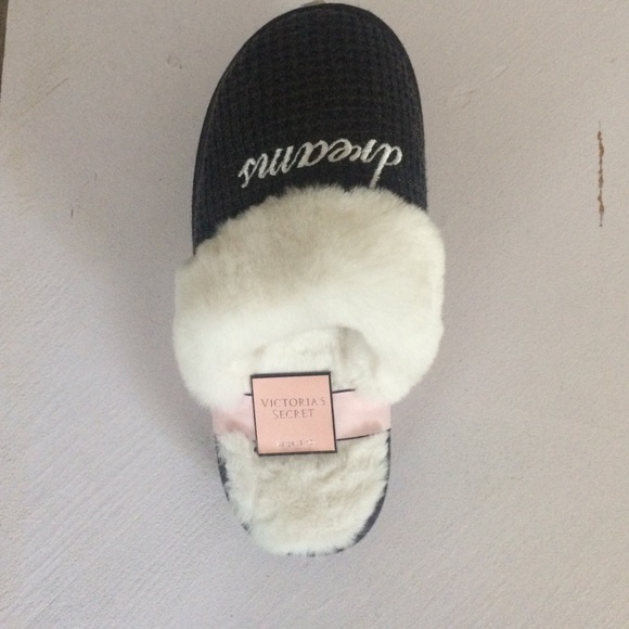 Victoria's Secret Sweetdreams fur slippers