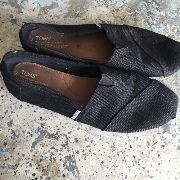 Women's size 12 Black Toms