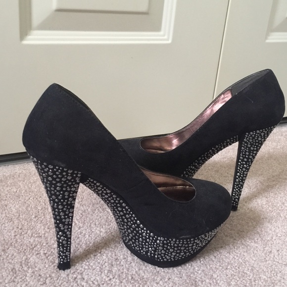 Black glitter platform heels