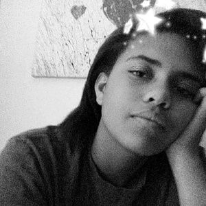 Meet your Posher, Ayanna