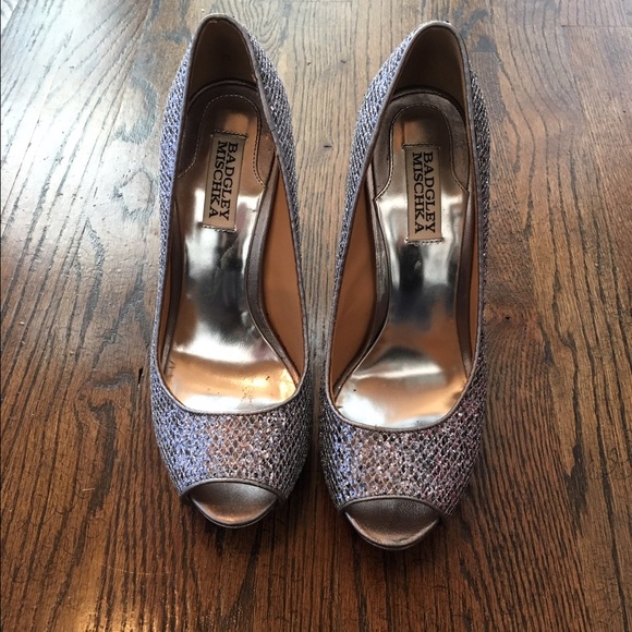 Badgley Mischka peep toe pumps