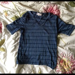 Blue stripped tee