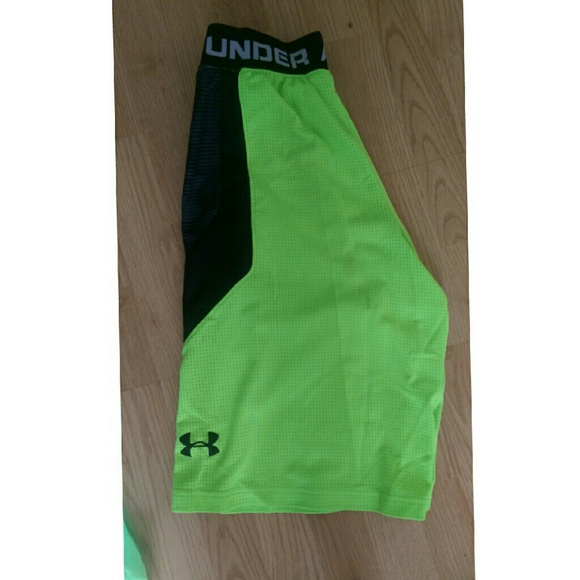 Men's Under Armour basketball shorts
