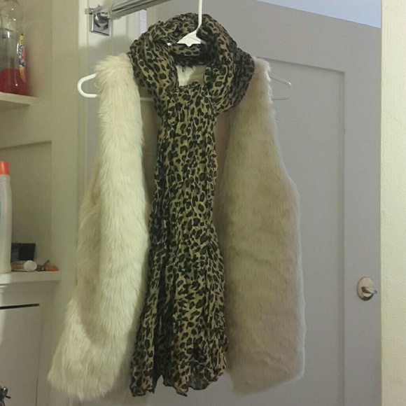 Cheetah scarf
