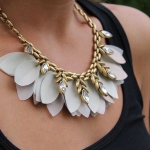 Birdie Necklace