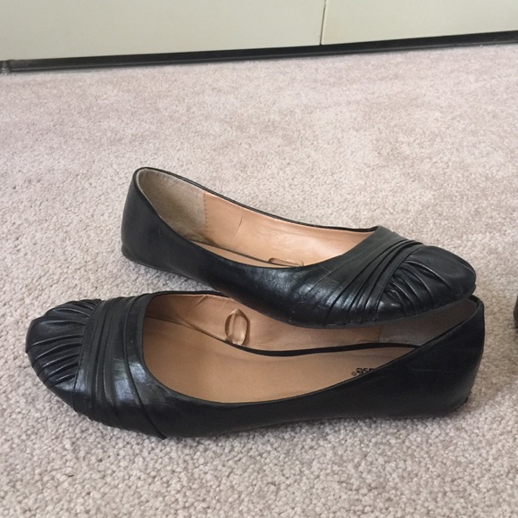Black flats