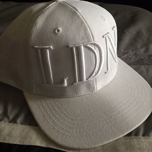 40 oz x Trapstar LDN SnapBack Authentic