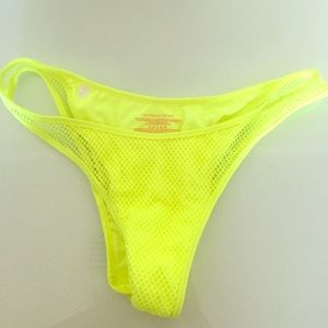NWOT Victoria's Secret Brazillian Style Bottom