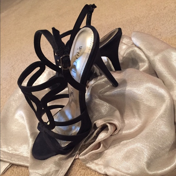 White House Black Market strapy shoes - Picture 2 of 2