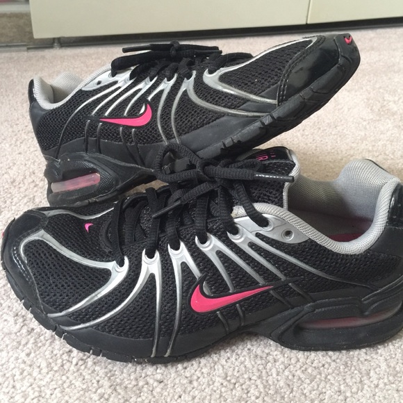 Black/pink nike max air