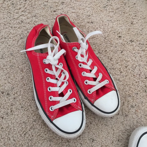 Red converse!