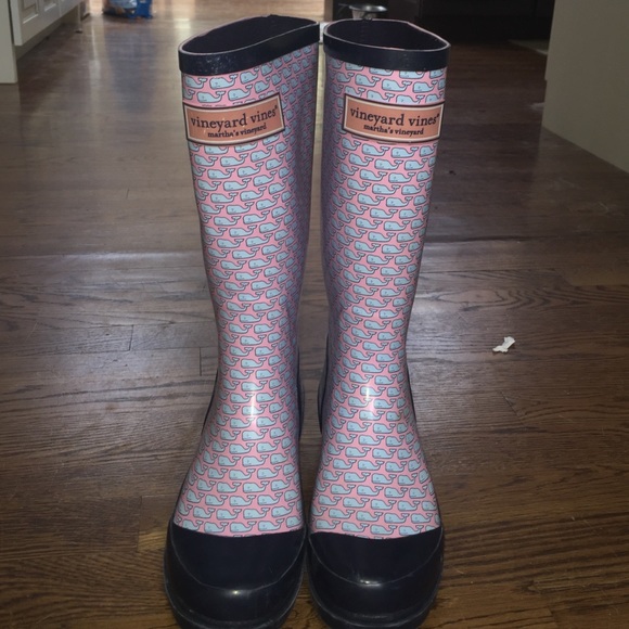 Vineyard Vines rain boots