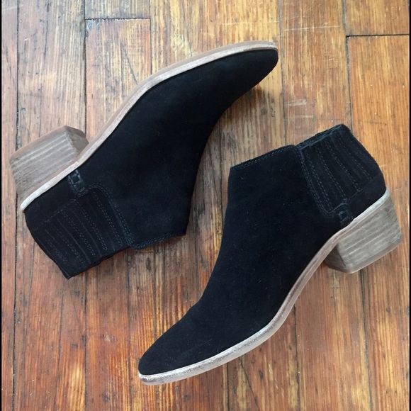 Dolce Vita Suede Bootie 7.5