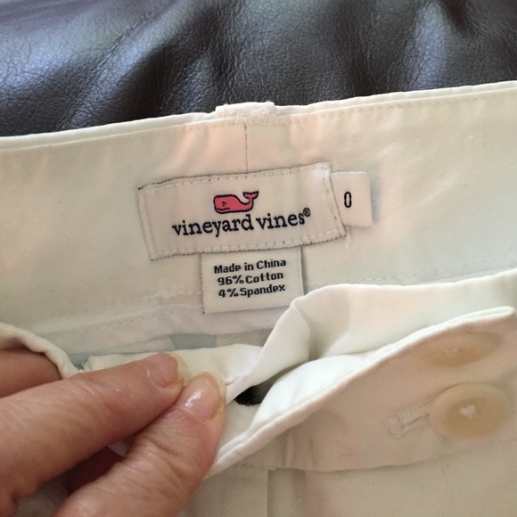 Vineyard Vines Day Boat Bermuda Shorts 0❣️SALE❣️ - Picture 2 of 3