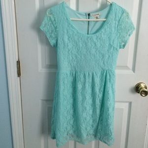 Sea foam bluefish greenish dress.
