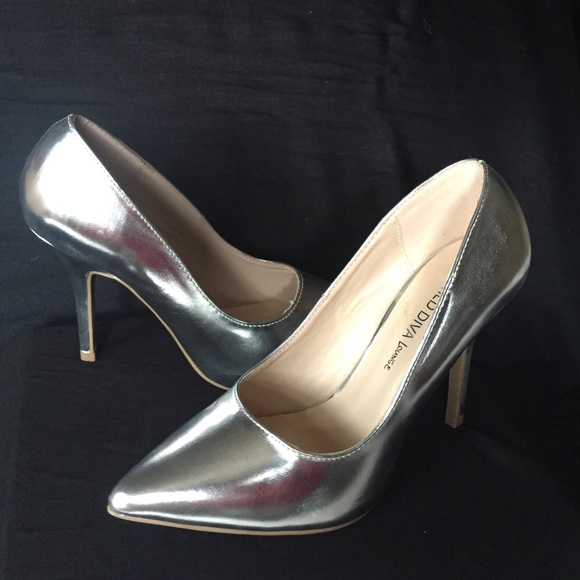 Metallic Pumps