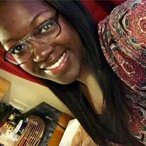 Meet your Posher, Courtney