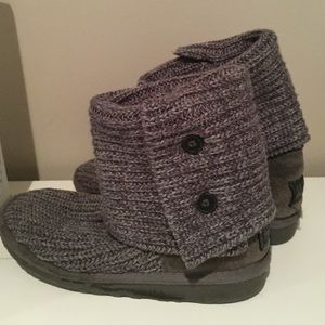Gray size 3 kids crochet uggs