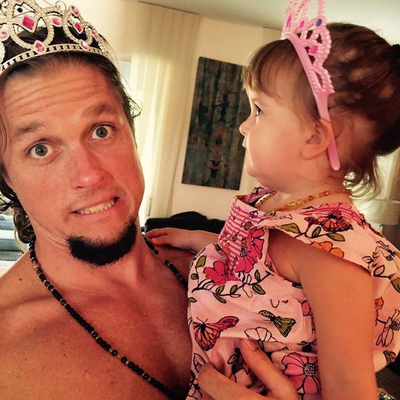 Meet your Posher, Zacharia - Picture 1 of 1