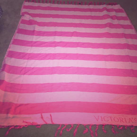 🎀👙Victoria Secret Oversized Beach Blanket☀️🌊