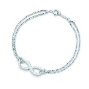 NEW WITH BOX Tiffany & Co. Infinity bracelet
