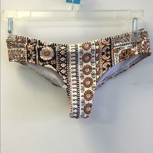 NWOT Billabong bikini bottoms
