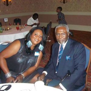 Meet your Posher, Ernesta