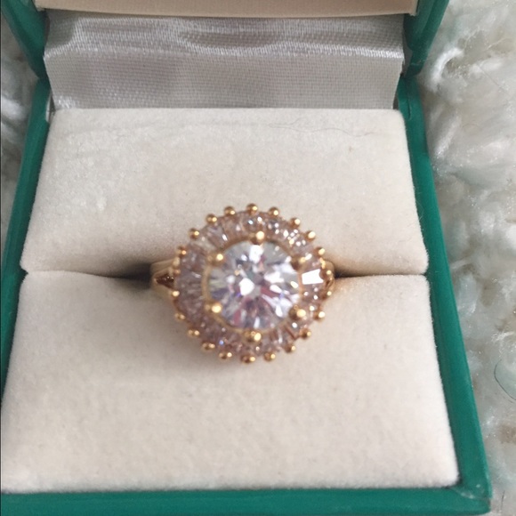 Woman's ring