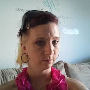 Meet your Posher, Liz