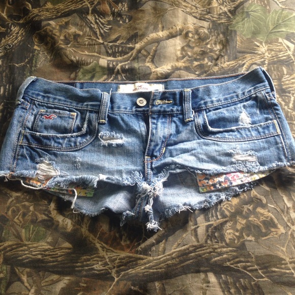 Hollister shorts.