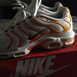 Air Max Plus Sun edition