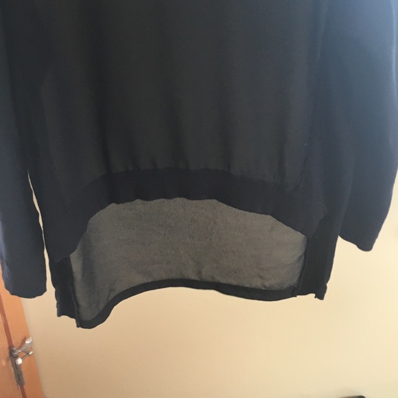 Jana lightweight sheer front and back sweater - Picture 2 of 3