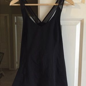 Black lululemon top with built in bra
