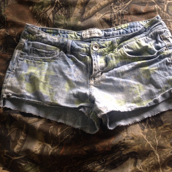 Aero shorts.