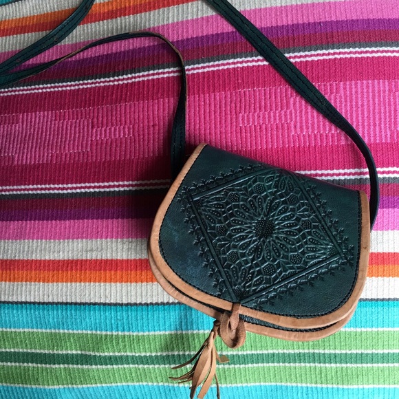 Small green cross body purse