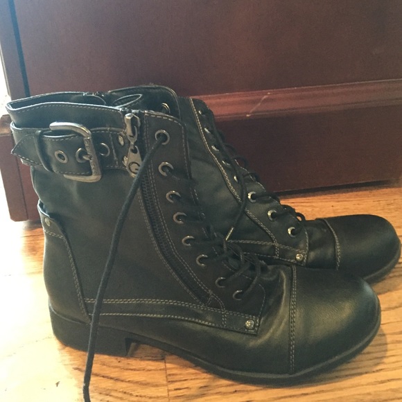 Black Guess combat boots
