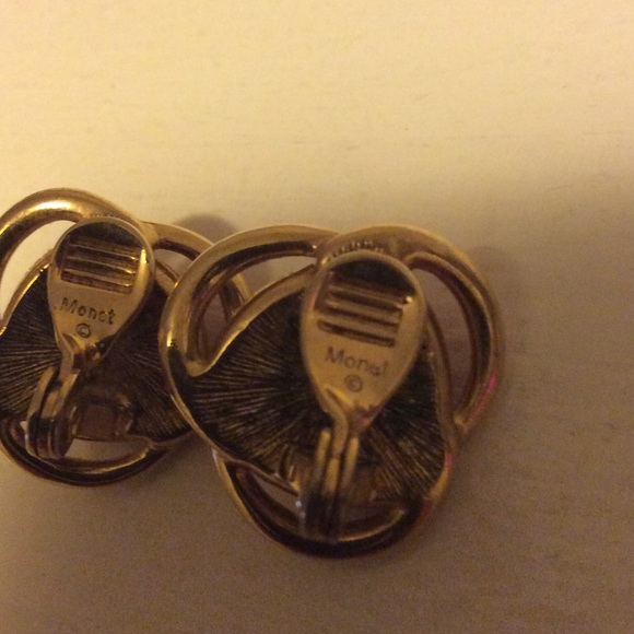 Monet red and gold-toned clip earrings - Picture 3 of 3