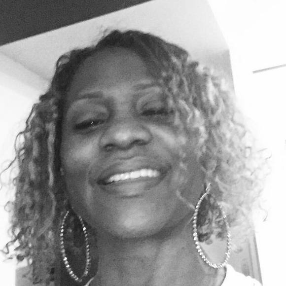 Meet your Posher, Dedra