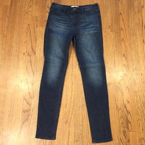 Hollister High wasted jeans