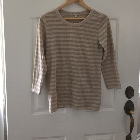 Gold striped 3/4 sleeve Gap tee.
