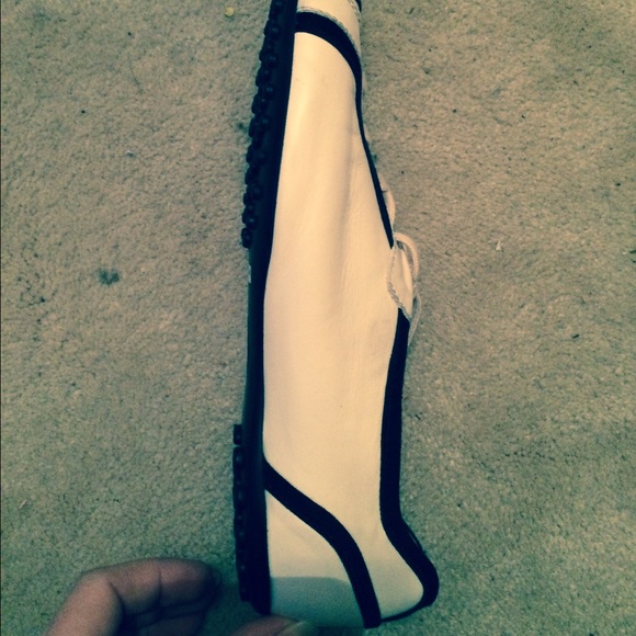 SOLD💳Tods tie up loafer genuine💳SOLD - Picture 3 of 4