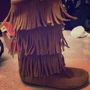 Minnetonka Calf 3-layer boots