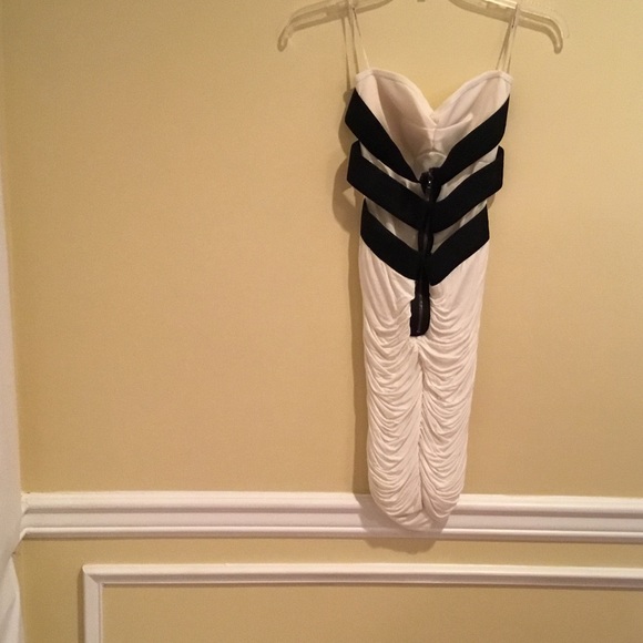 Dress - Picture 2 of 2