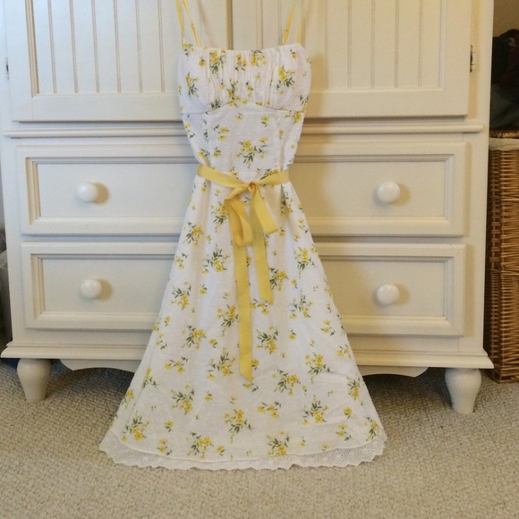 Ruby Rox Dresses & Skirts - Floral dress