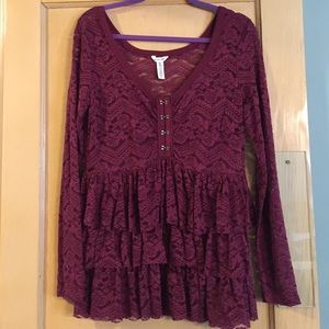 Long sleeve lace maroon top