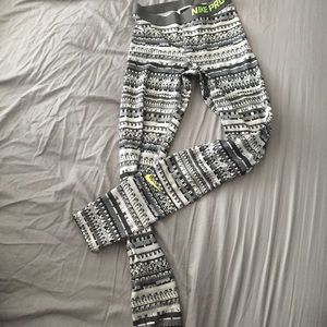 Nike Pro Dry Fit Leggings